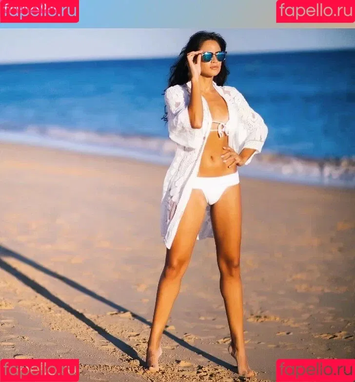 Joana Alvarenga Onlyfans Photo Gallery 