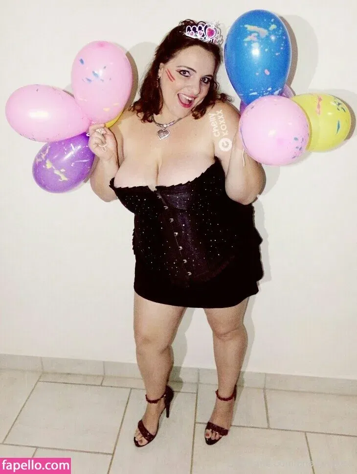 bustychelly Onlyfans Photo Gallery 