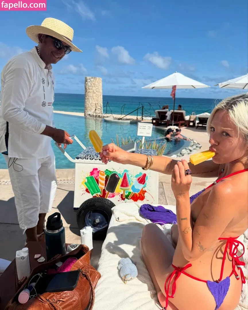 Delilah Belle Hamlin Onlyfans Photo Gallery 