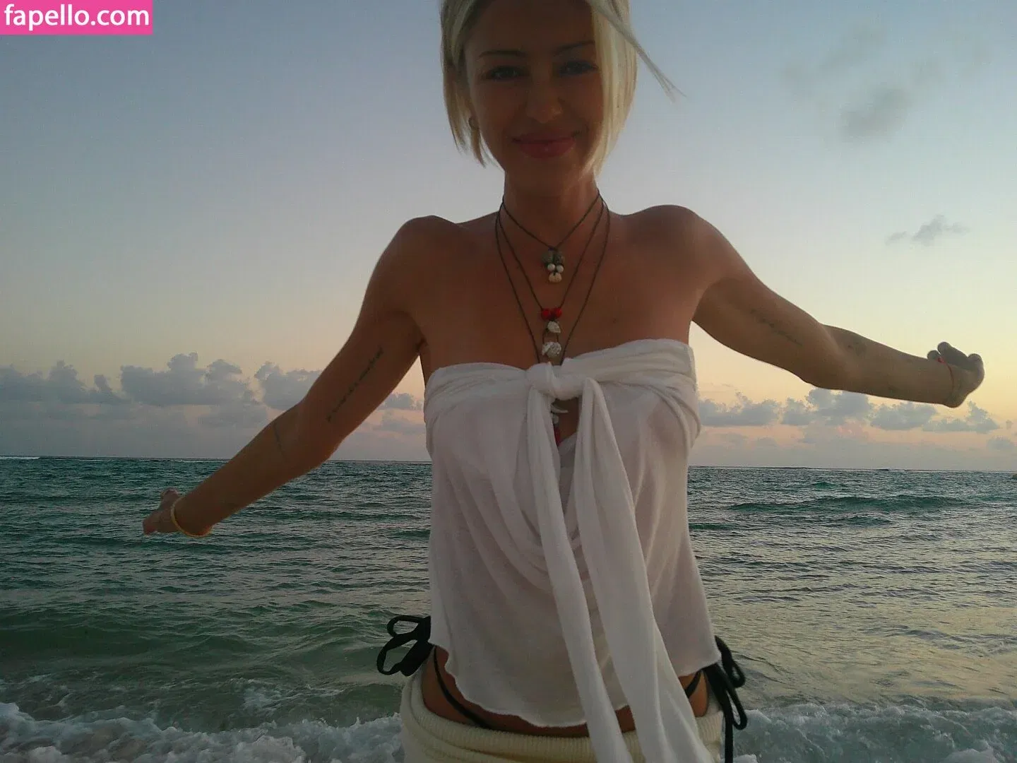 Delilah Belle Hamlin Onlyfans Photo Gallery 