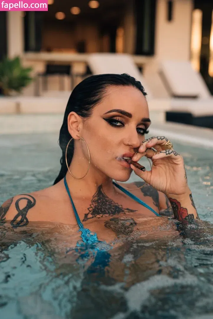 Meredith Devine Onlyfans Photo Gallery 