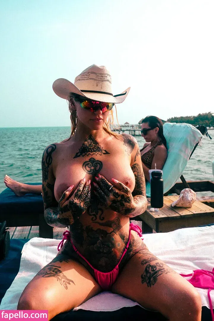 Meredith Devine Onlyfans Photo Gallery 