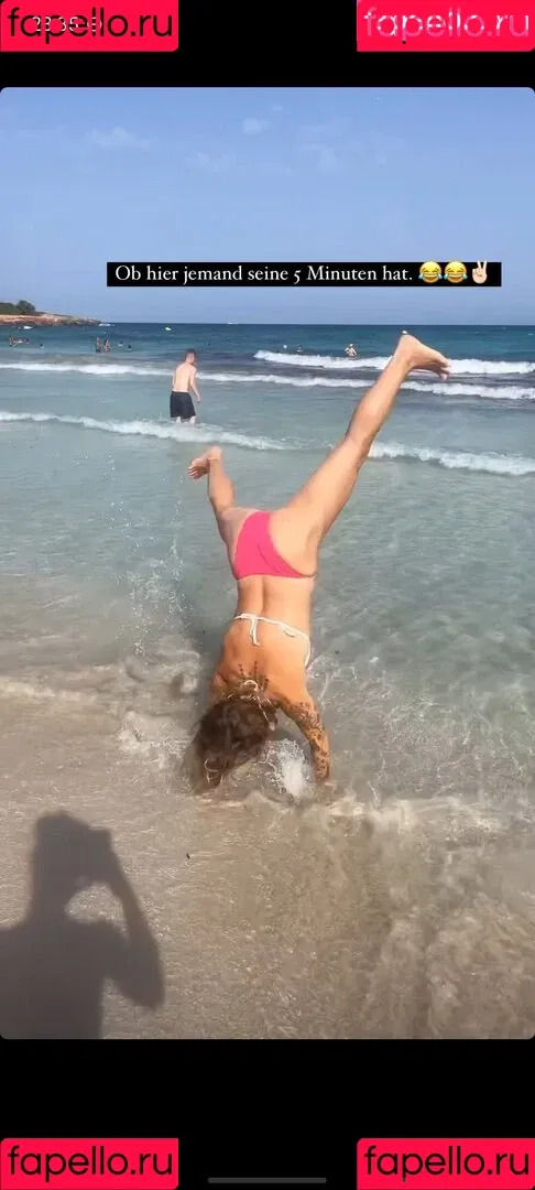 Daniela Büchner Onlyfans Photo Gallery 