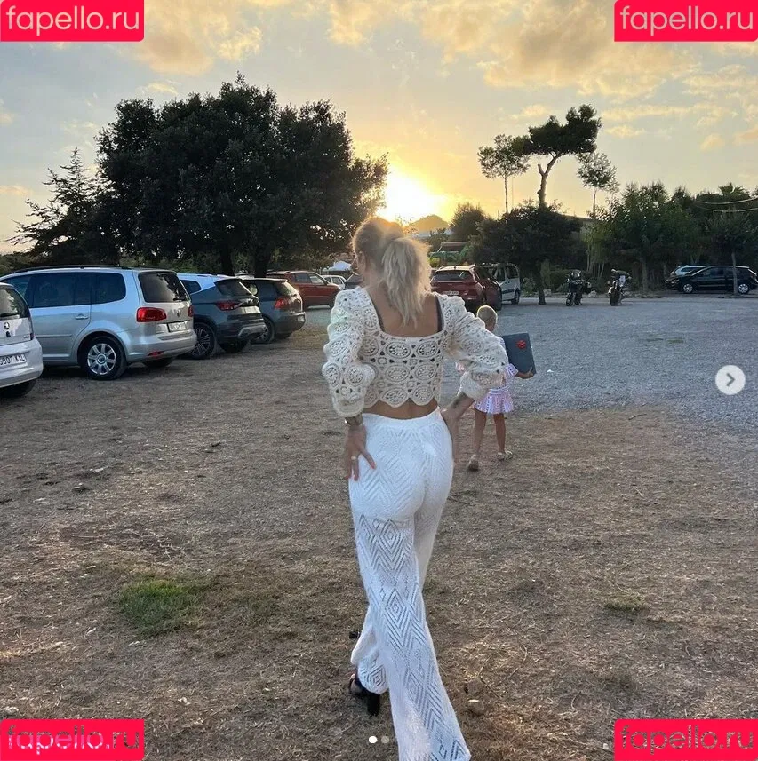 Daniela Büchner Onlyfans Photo Gallery 
