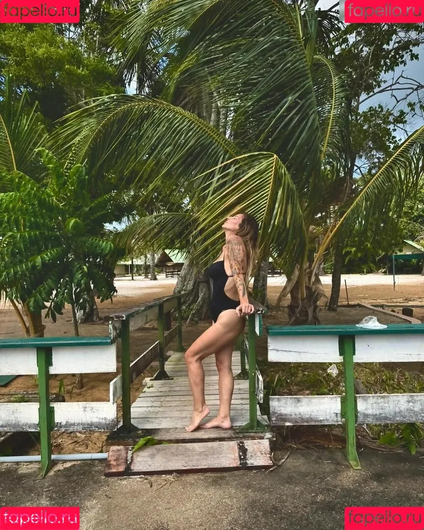 Daniela Büchner Onlyfans Photo Gallery 