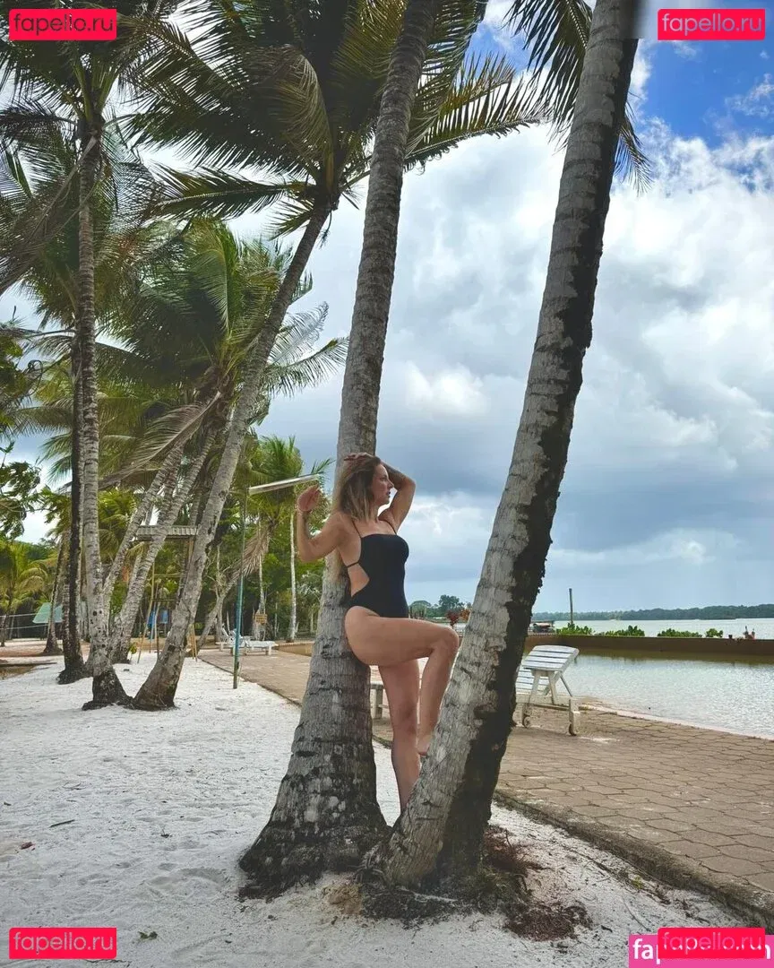 Daniela Büchner Onlyfans Photo Gallery 