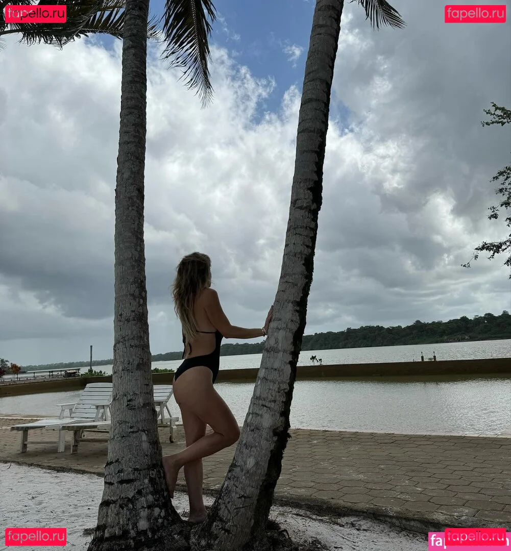 Daniela Büchner Onlyfans Photo Gallery 