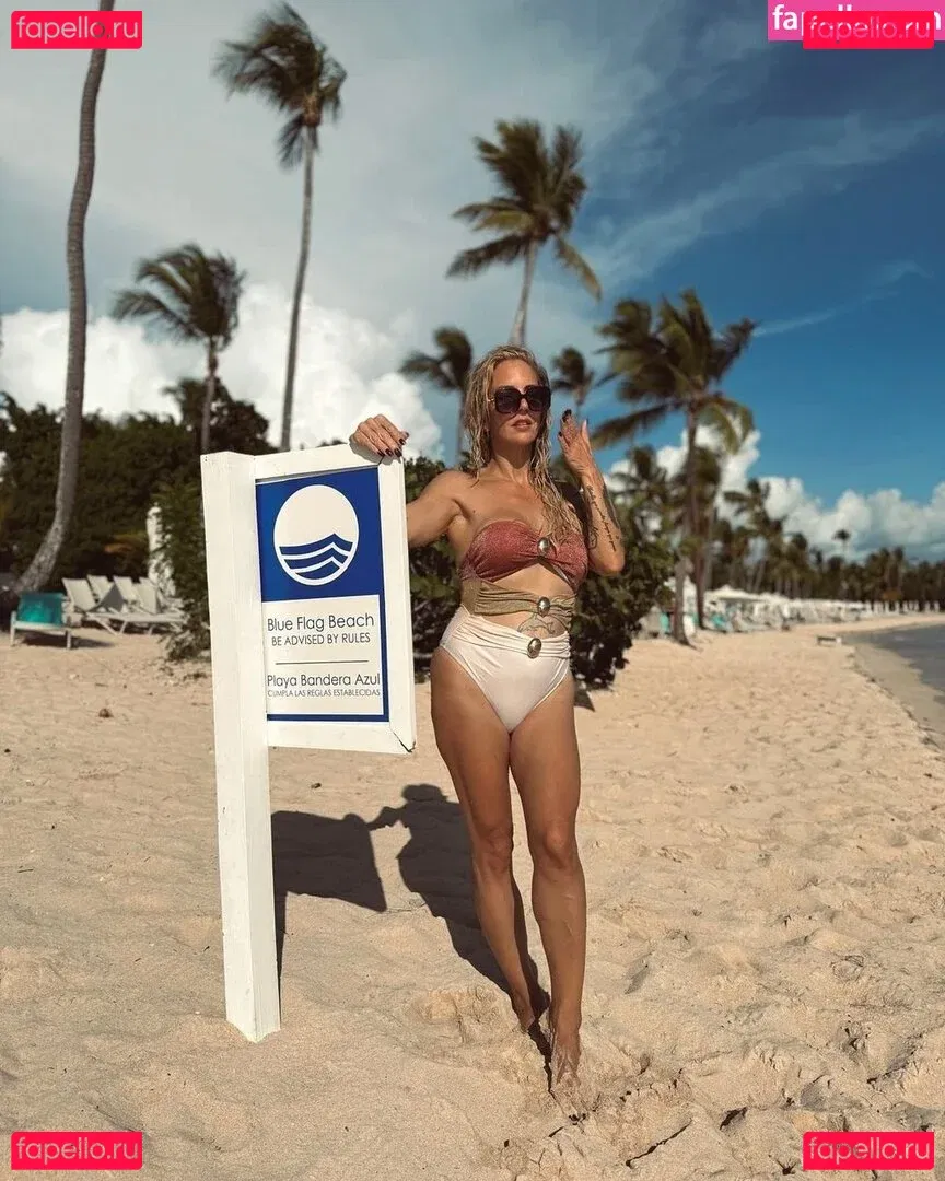 Daniela Büchner Onlyfans Photo Gallery 