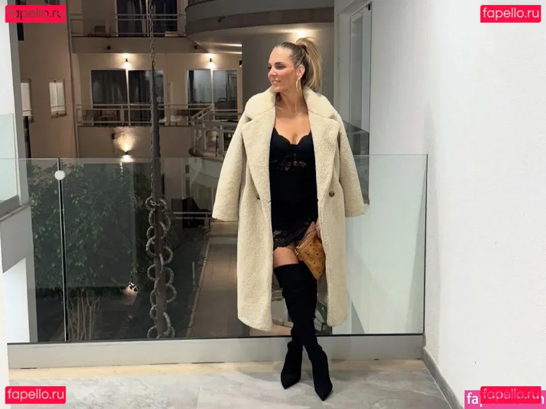 Daniela Büchner Onlyfans Photo Gallery 