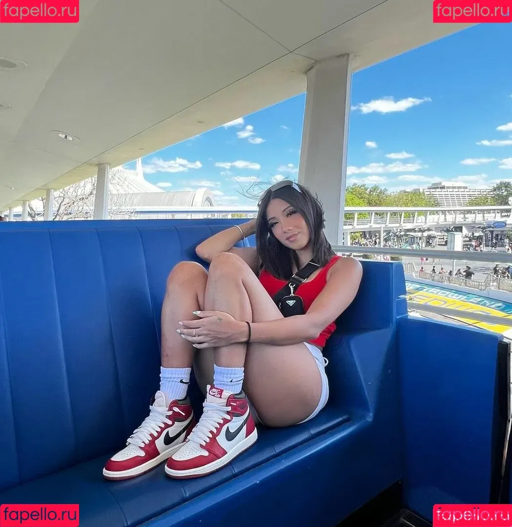 SassySounds ASMR Onlyfans Photo Gallery 