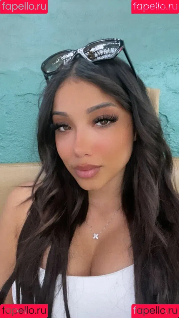 SassySounds ASMR Onlyfans Photo Gallery 