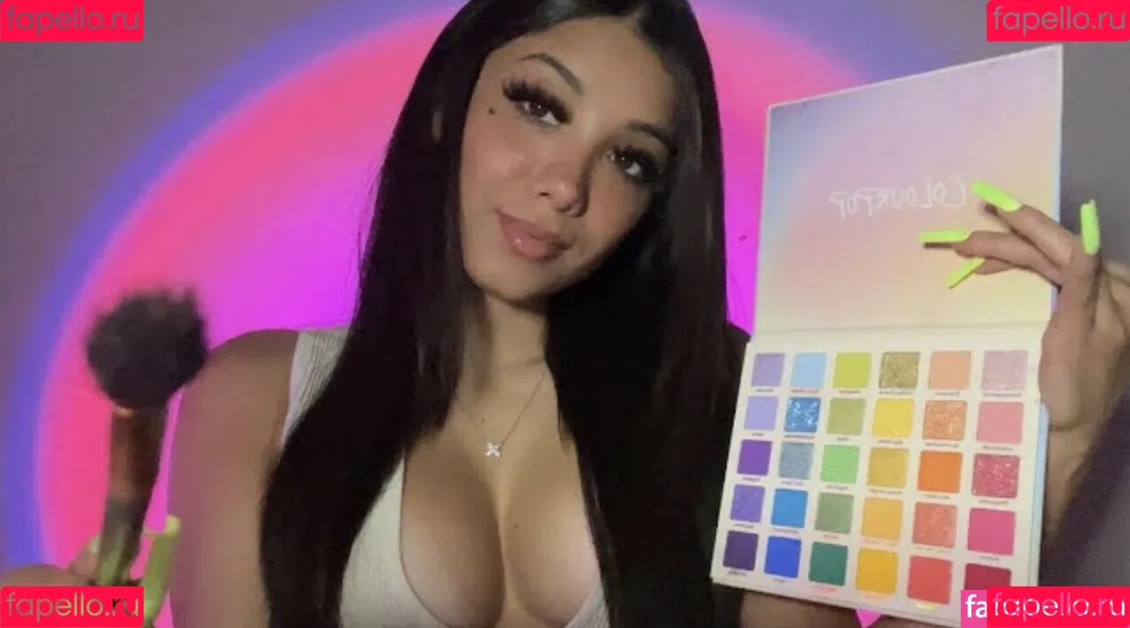 SassySounds ASMR Onlyfans Photo Gallery 
