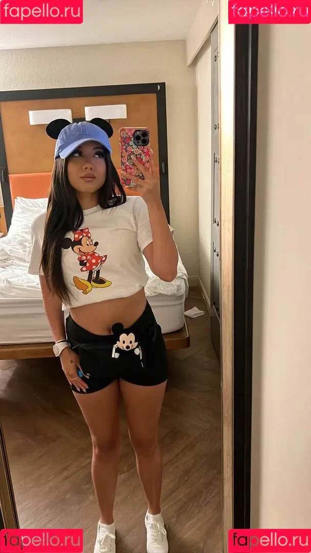 SassySounds ASMR Onlyfans Photo Gallery 