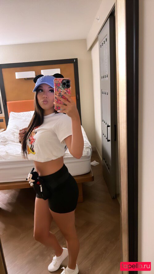 SassySounds ASMR Onlyfans Photo Gallery 