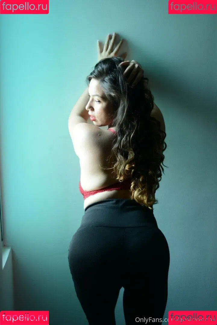 anailove Onlyfans Photo Gallery 
