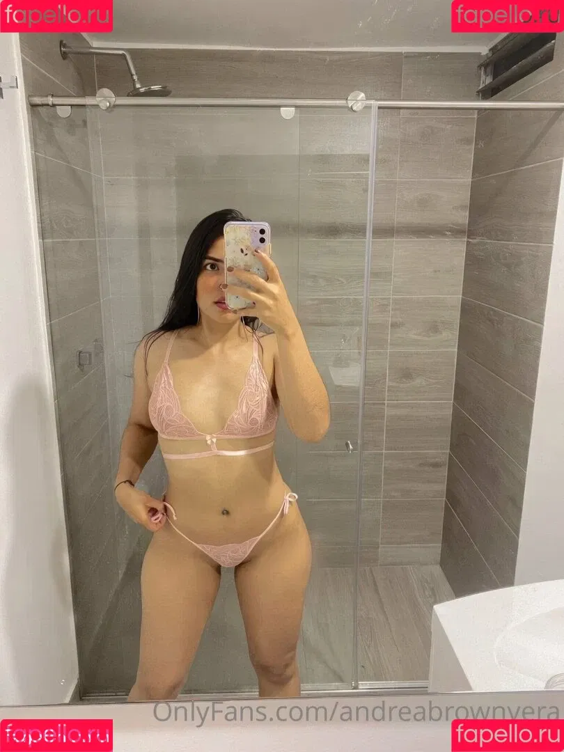 Andrea Brown Vera Onlyfans Photo Gallery 