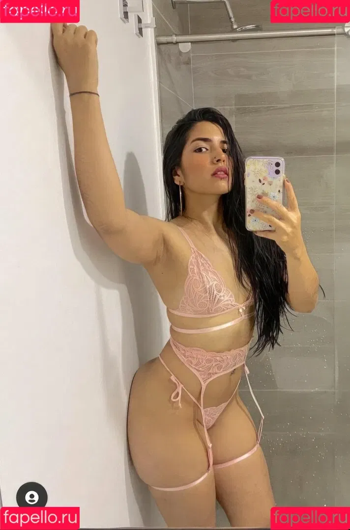 Andrea Brown Vera Onlyfans Photo Gallery 