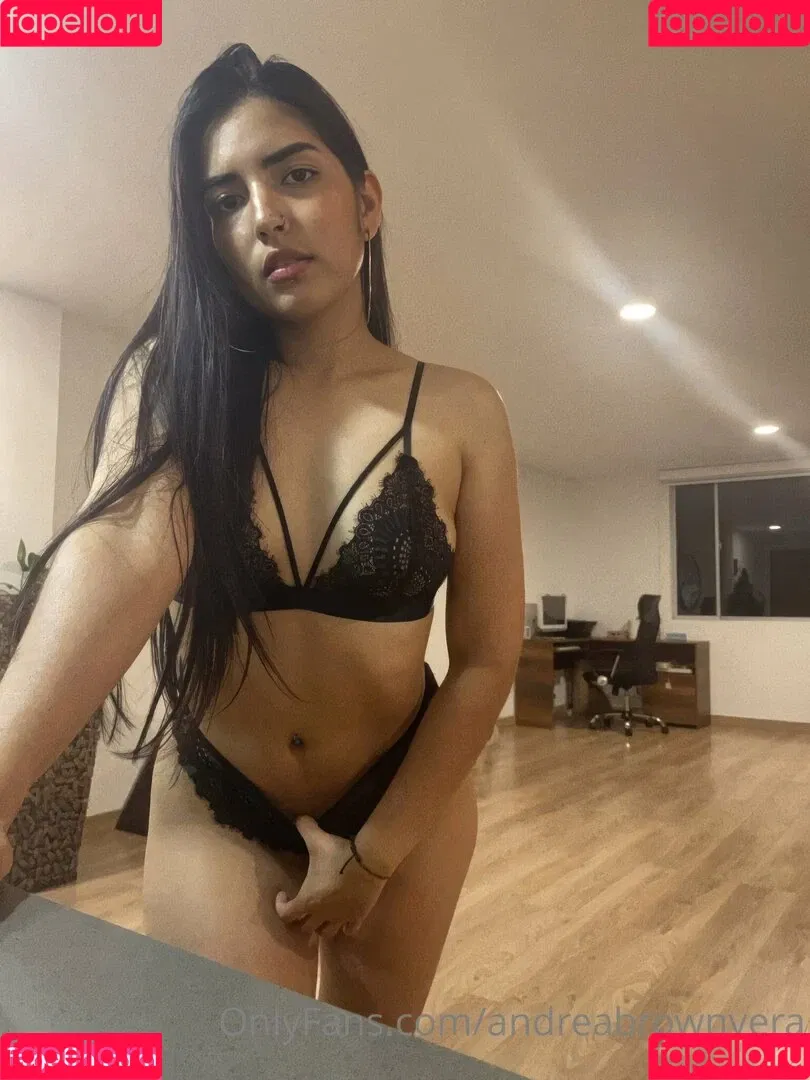 Andrea Brown Vera Onlyfans Photo Gallery 