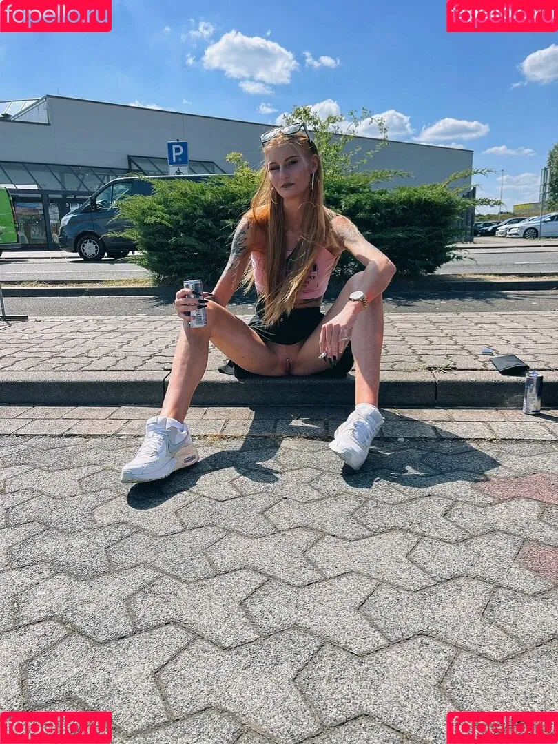 Lessia Mia Onlyfans Photo Gallery 