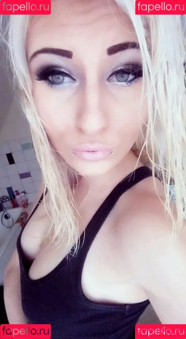 Lessia Mia Onlyfans Photo Gallery 