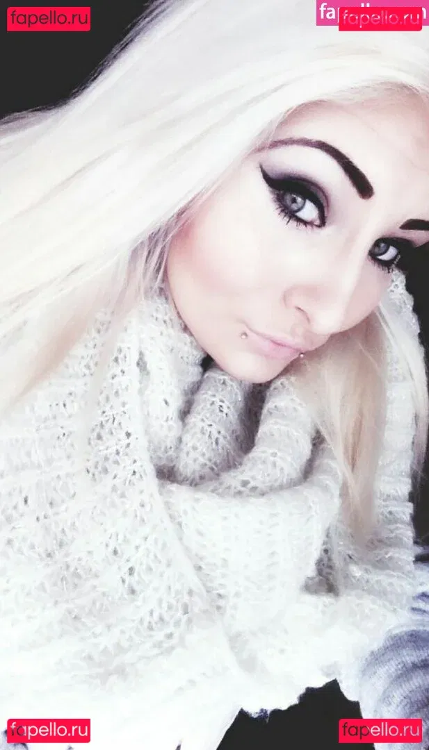 Lessia Mia Onlyfans Photo Gallery 