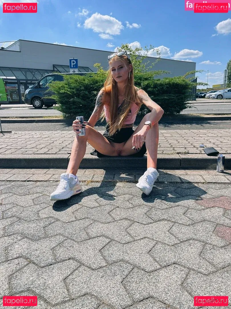 Lessia Mia Onlyfans Photo Gallery 