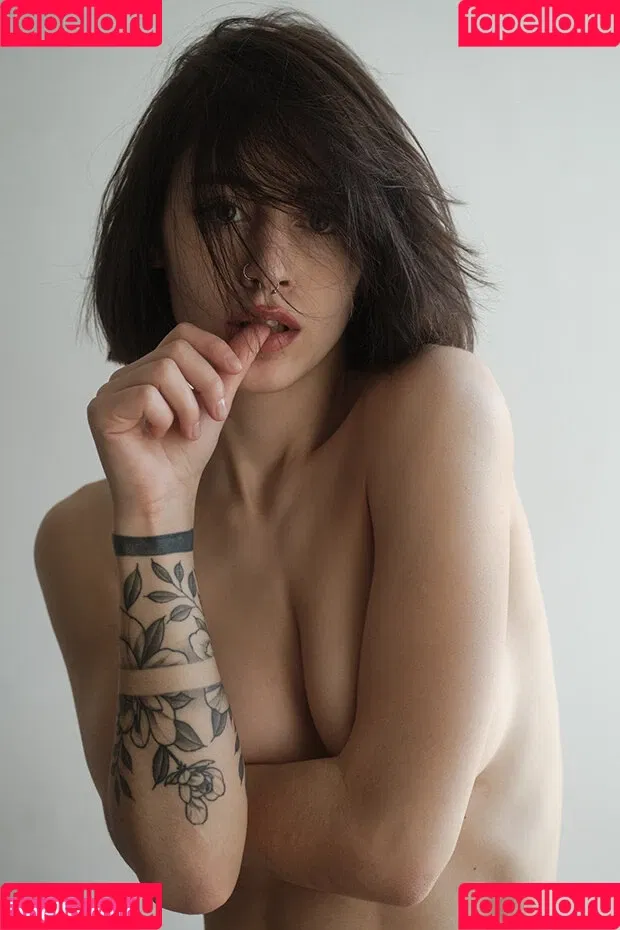 Call Me Elfa Onlyfans Photo Gallery 