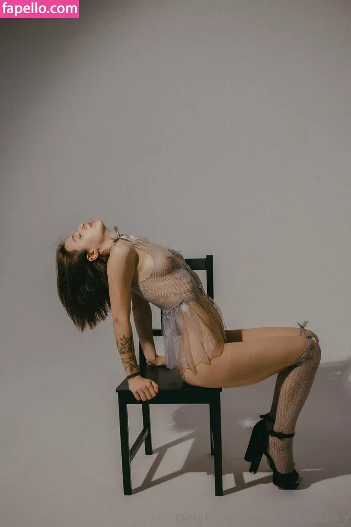 Call Me Elfa Onlyfans Photo Gallery 