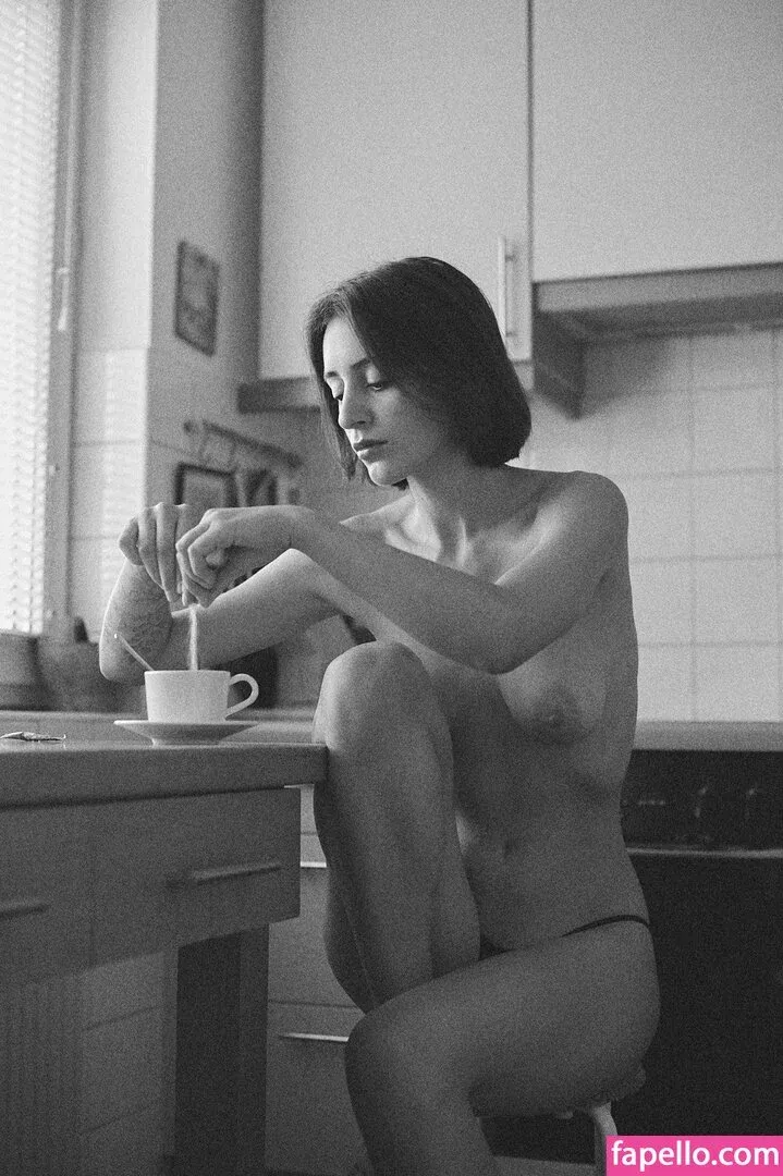 Call Me Elfa Onlyfans Photo Gallery 