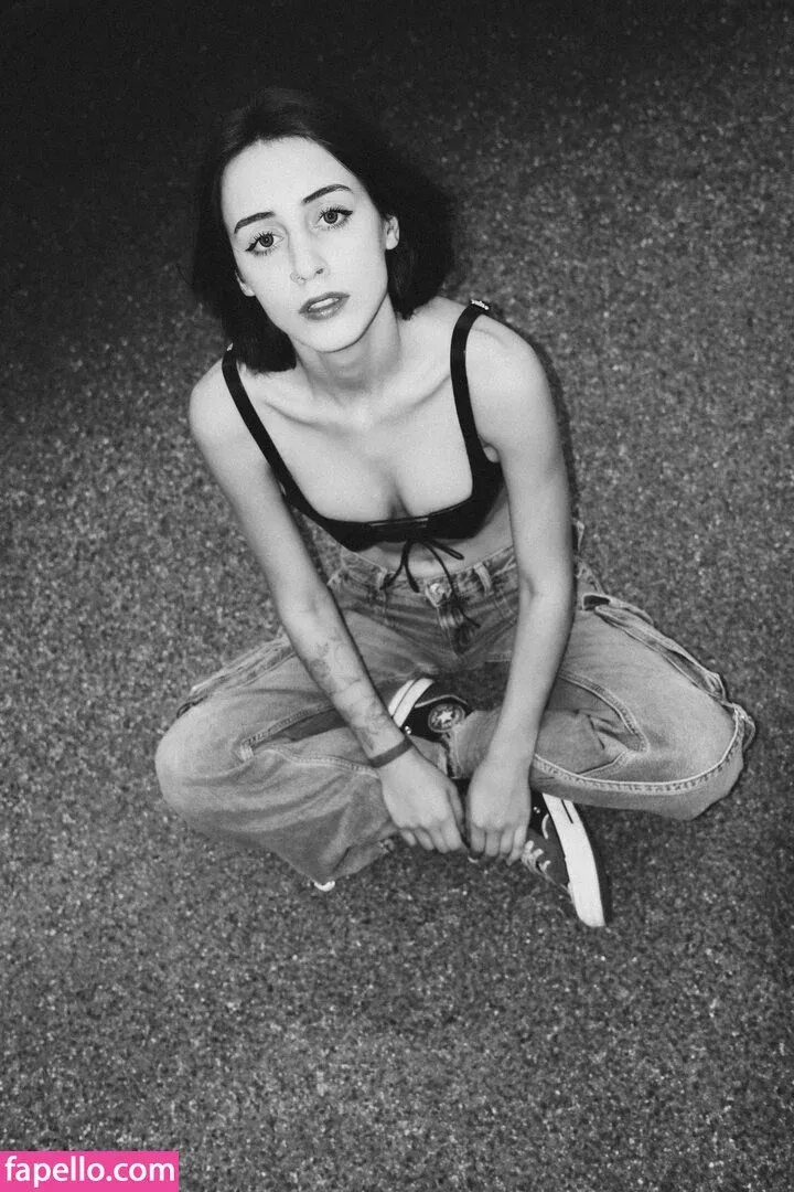 Call Me Elfa Onlyfans Photo Gallery 