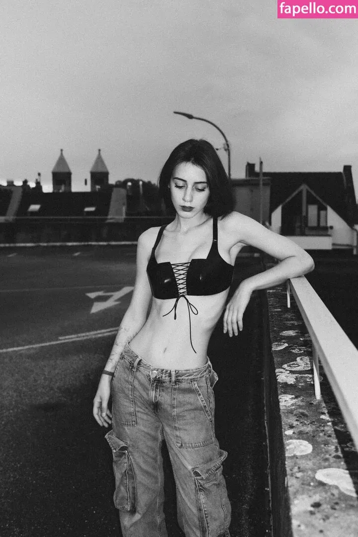 Call Me Elfa Onlyfans Photo Gallery 