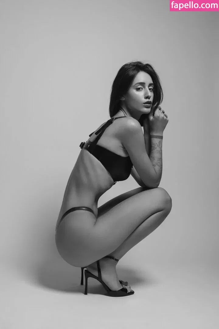 Call Me Elfa Onlyfans Photo Gallery 