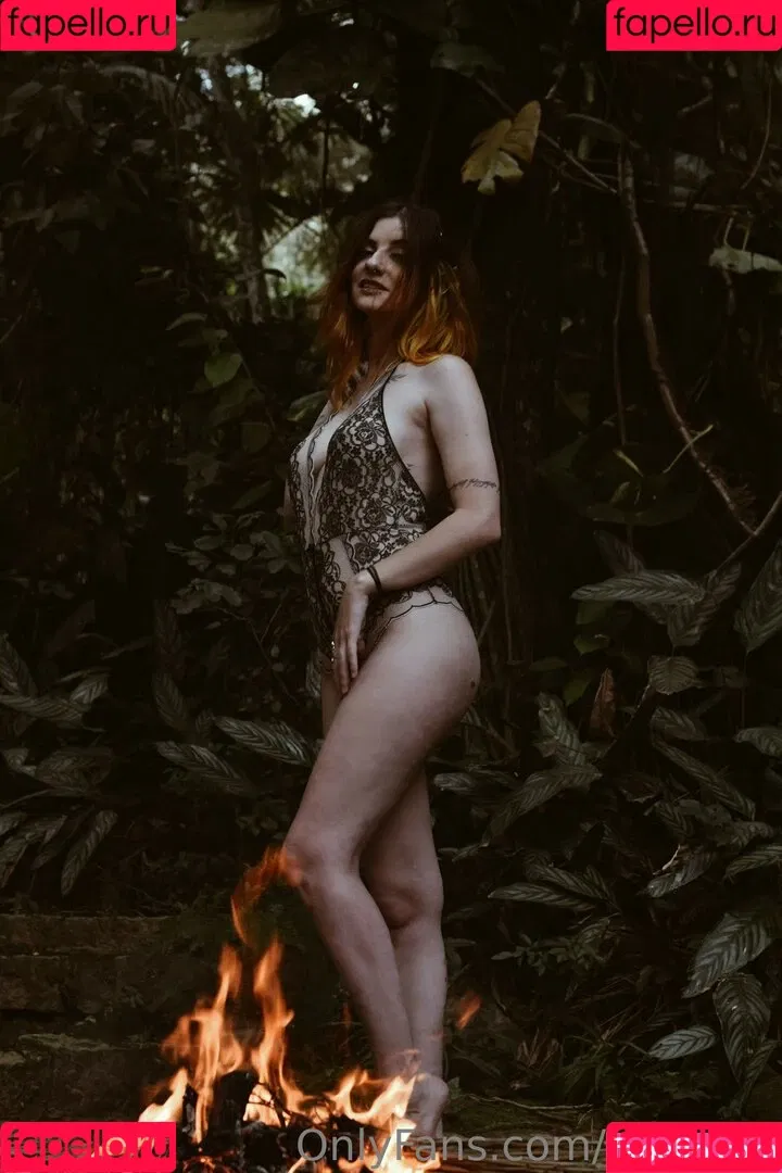 Amanda Atkinson Onlyfans Photo Gallery 