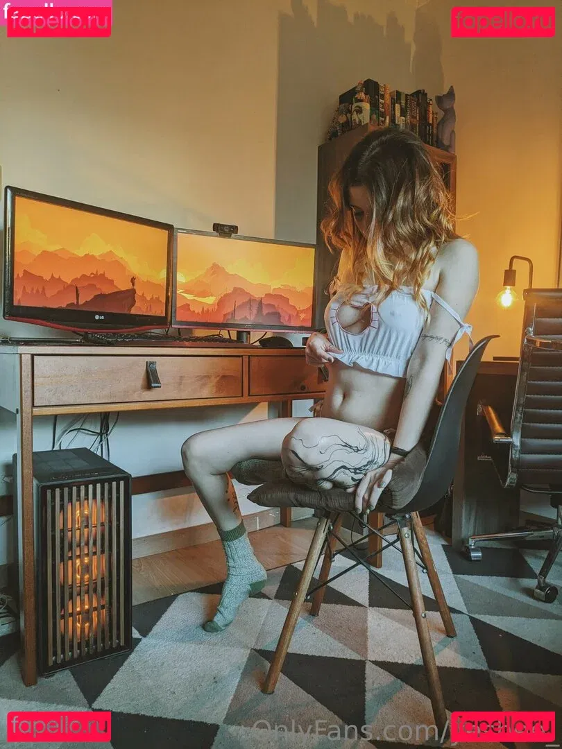 Amanda Atkinson Onlyfans Photo Gallery 