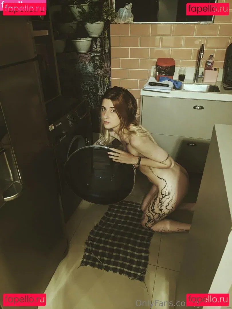 Amanda Atkinson Onlyfans Photo Gallery 