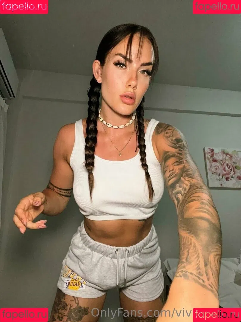 Viviaaan Onlyfans Photo Gallery 