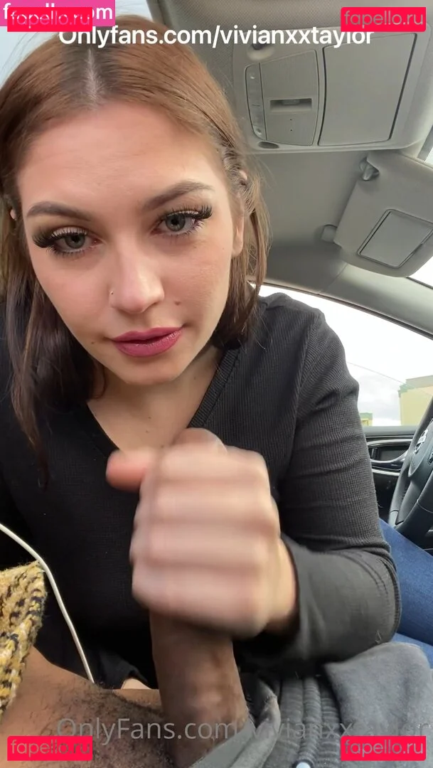 Viviaaan Onlyfans Photo Gallery 