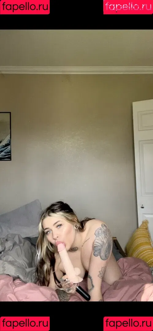 Madison Banks Onlyfans Photo Gallery 