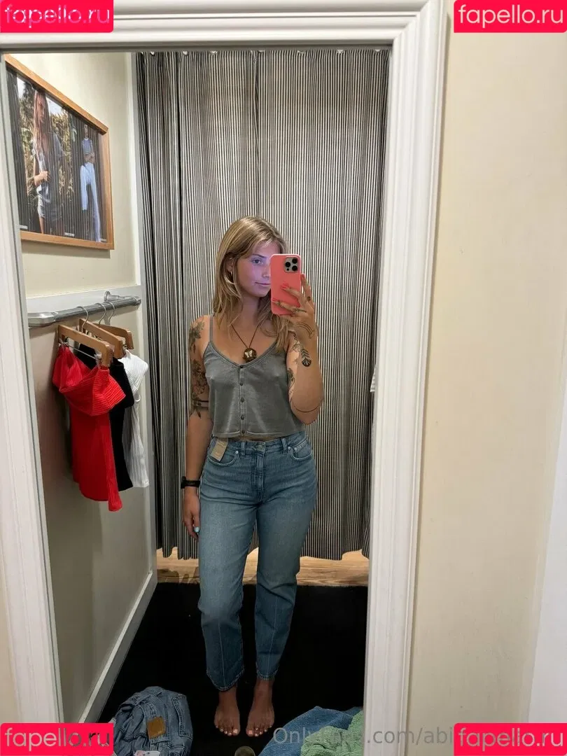 Abigail Martin Onlyfans Photo Gallery 