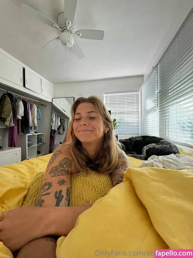 Abigail Martin Onlyfans Photo Gallery 