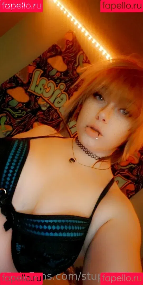 stup1d-slut Onlyfans Photo Gallery 