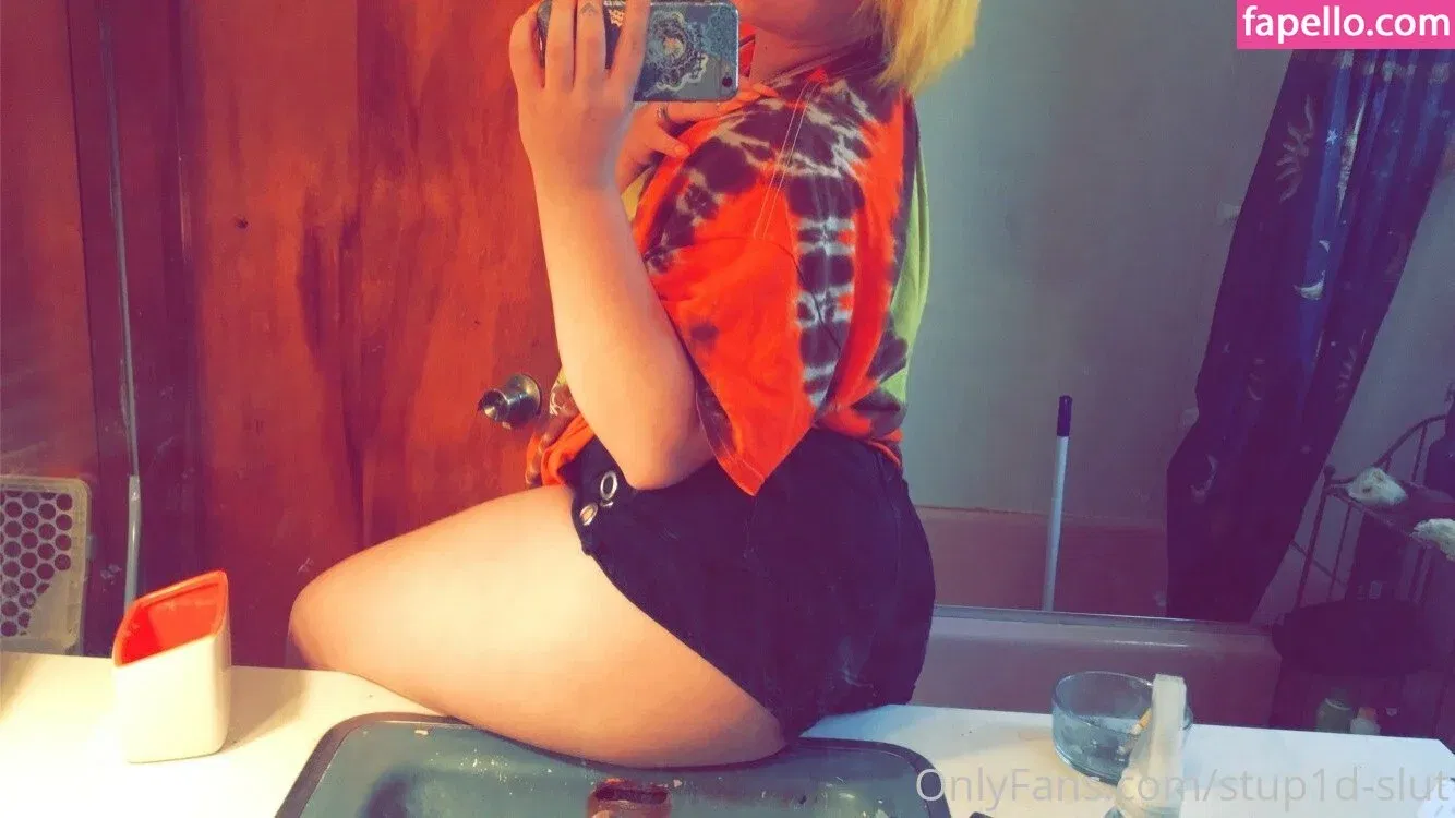 stup1d-slut Onlyfans Photo Gallery 