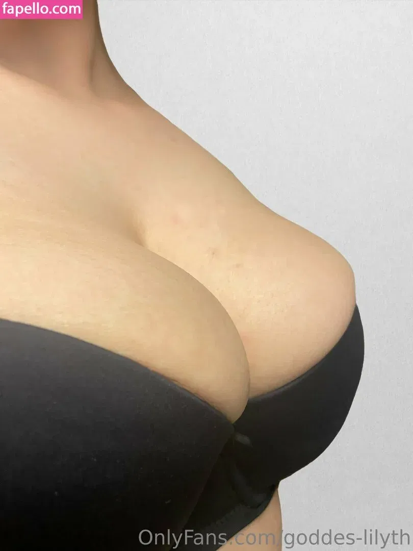 goddes-lilyth Onlyfans Photo Gallery 