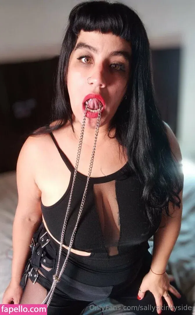 sallyskinkyside Onlyfans Photo Gallery 
