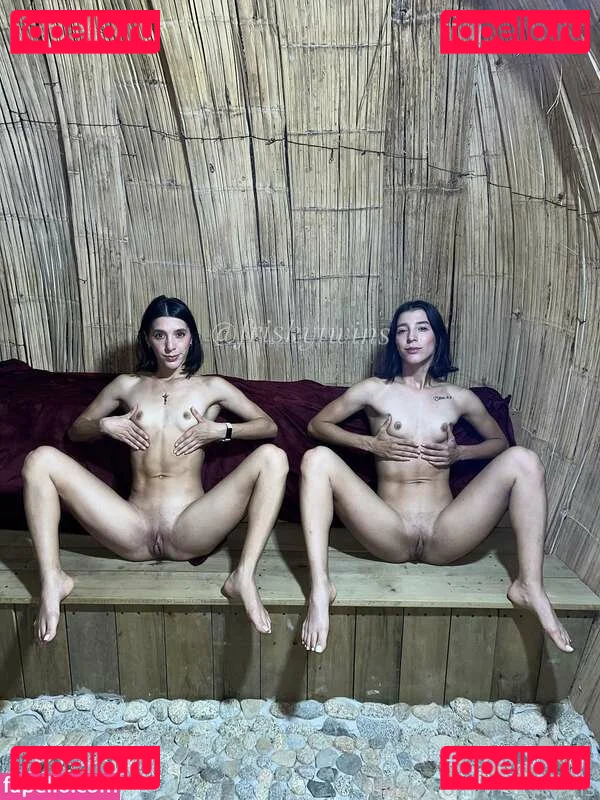 friskytwins Onlyfans Photo Gallery 