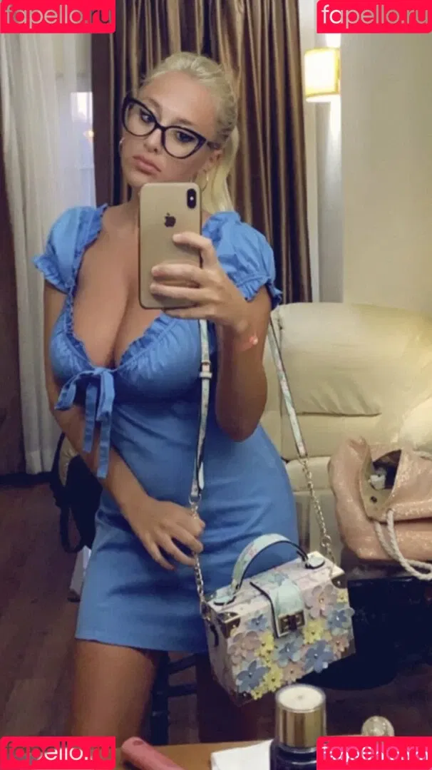 Xhulia Niсo Onlyfans Photo Gallery 