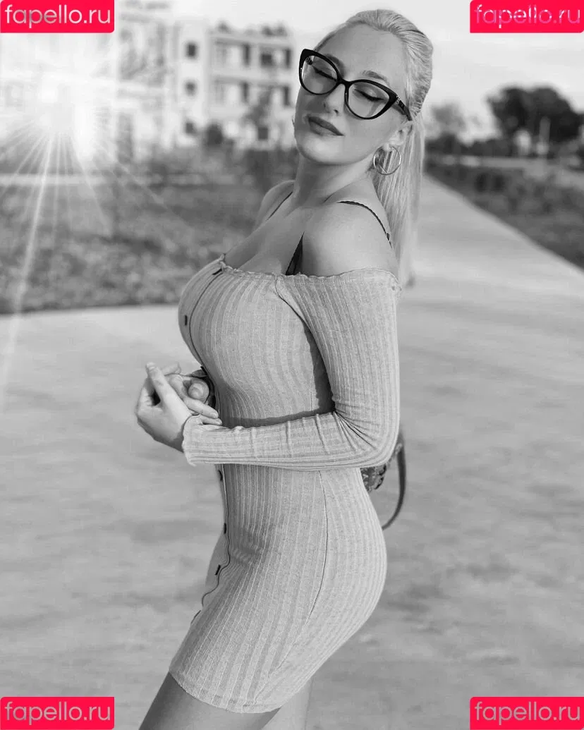 Xhulia Niсo Onlyfans Photo Gallery 