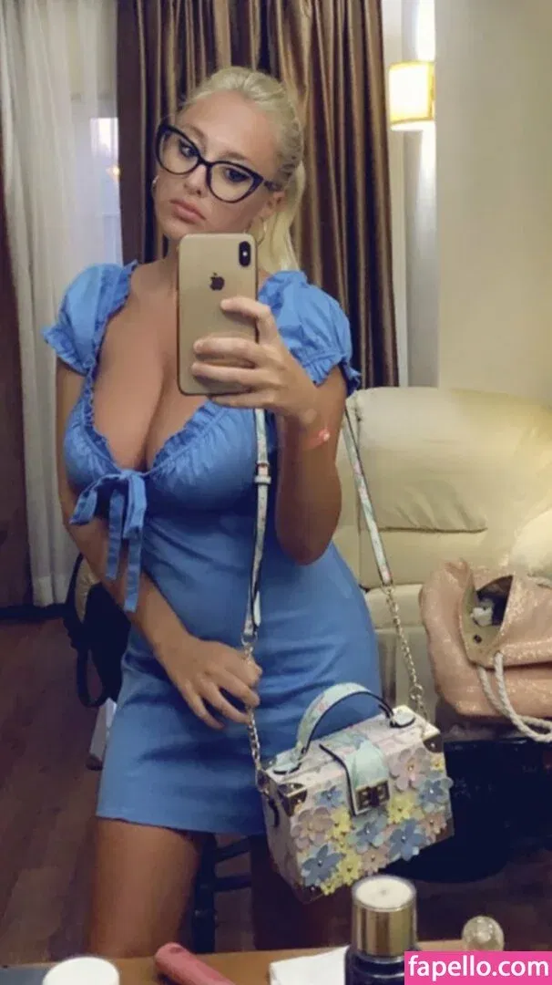 Xhulia Niсo Onlyfans Photo Gallery 