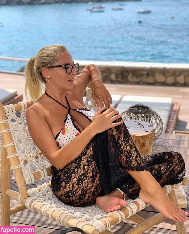 Xhulia Niсo Onlyfans Photo Gallery 