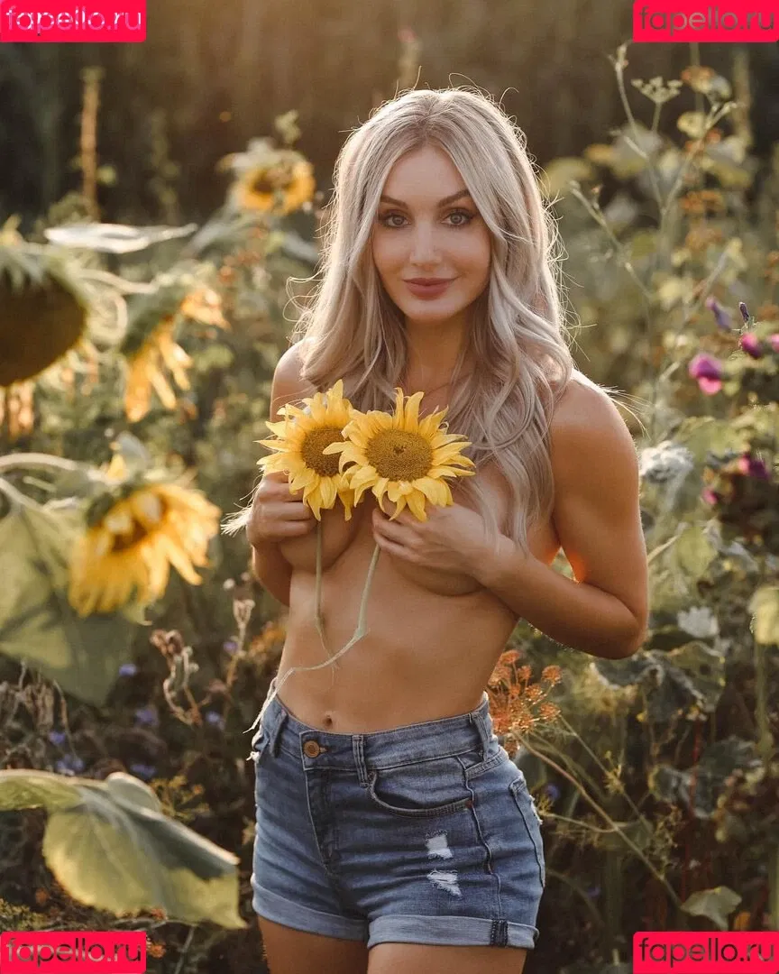 Julia Baessler Onlyfans Photo Gallery 